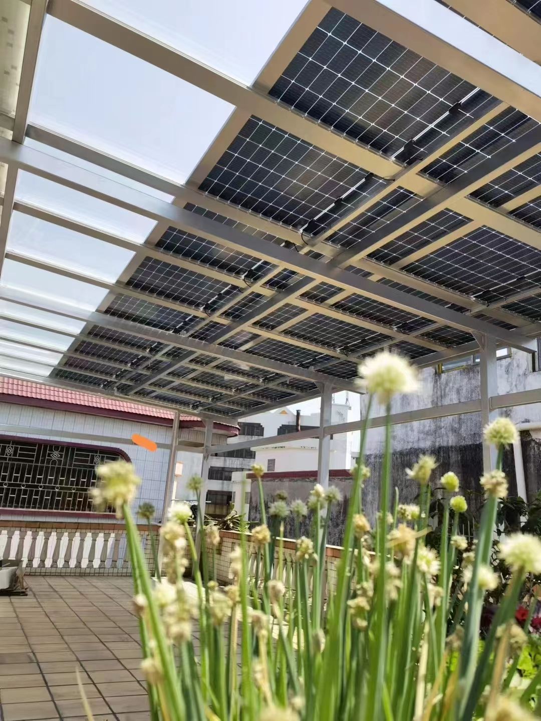 沅江别墅家用屋顶太阳能发电系统安装